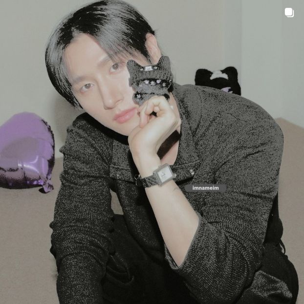 09.02.⠀⠀⠀ ✦ ꯭໋ 熱 t̟e̟n̟d̟e̟r̟♡uoᴉʇɔǝɟɟɐ. ̵ׄ ❵ - Mirrored Blind Playin