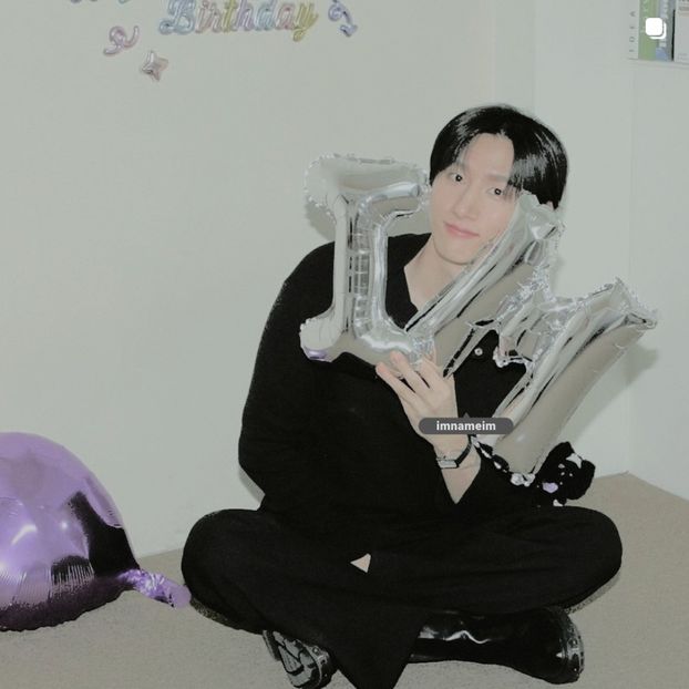 12.02.⠀⠀⠀ ✦ ꯭໋ 熱 t̟e̟n̟d̟e̟r̟♡uoᴉʇɔǝɟɟɐ. ̵ׄ ❵ - Mirrored Blind Playin