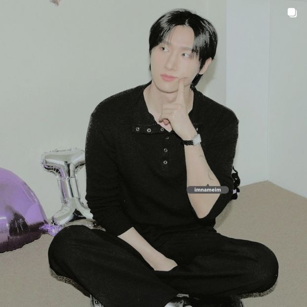 13.02.⠀⠀⠀ ✦ ꯭໋ 熱 t̟e̟n̟d̟e̟r̟♡uoᴉʇɔǝɟɟɐ. ̵ׄ ❵ - Mirrored Blind Playin