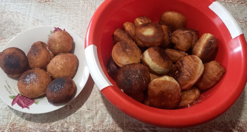 Gogosi umplute cu ciocolata - Retete 2