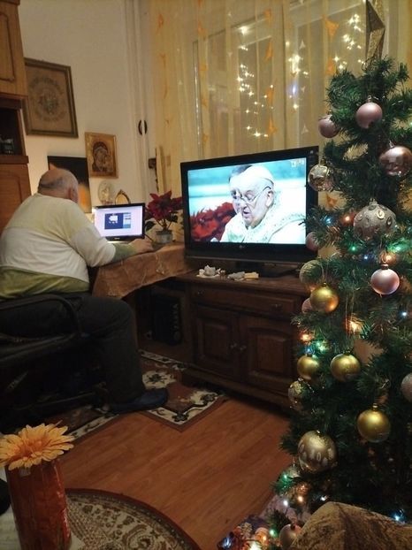 Imagine WhatsApp 2024-12-24 la 21.05.44_0c557afc - 2024 CRĂCIUN