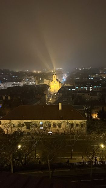 Imagine WhatsApp 2024-12-19 la 18.03.27_086d831b - 2024 EXCURSIE BUDAPESTA clsVIII 12-19 dec