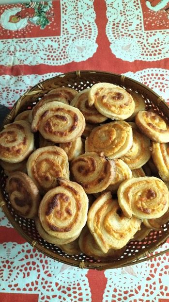 Imagine WhatsApp 2024-12-31 la 13.36.13_728cc0d6 - 2024-2025 REVELION pregătiri ptr tineret