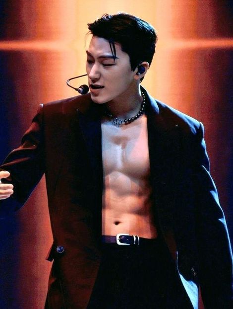 Choi San (Ateez) - Hottest Male KPOP IDOLS