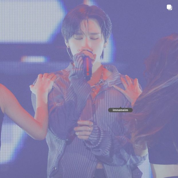 06.03.⠀⠀⠀ ✦ ꯭໋ 熱 t̟e̟n̟d̟e̟r̟♡uoᴉʇɔǝɟɟɐ. ̵ׄ ❵ - Mirrored Blind Playin