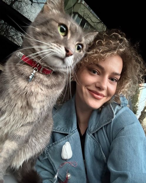  - Alexia si motanul ei