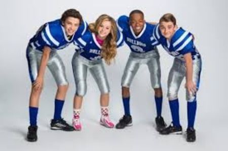 11.Bella and the bulldogs - Nominalizari