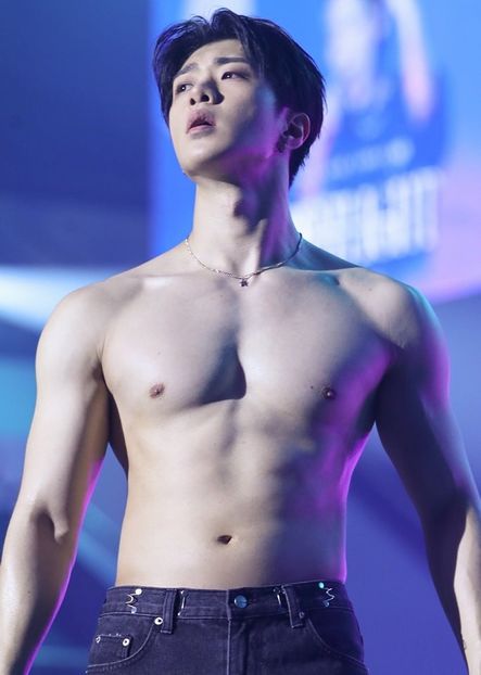 Wyatt (ONF) - Hottest Male KPOP IDOLS