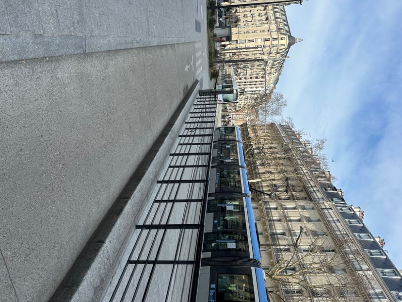  - Franta Paris 20025 03 08