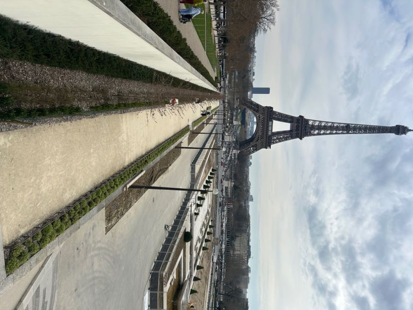  - Franta Paris 20025 03 08