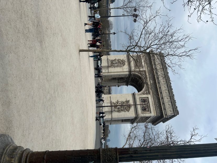  - Franta Paris 20025 03 08