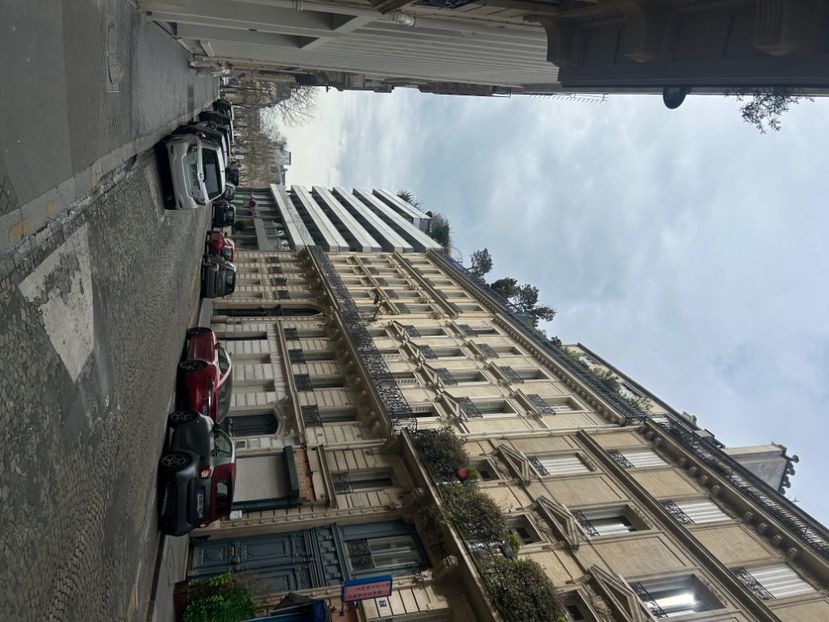  - Franta Paris 20025 03 08