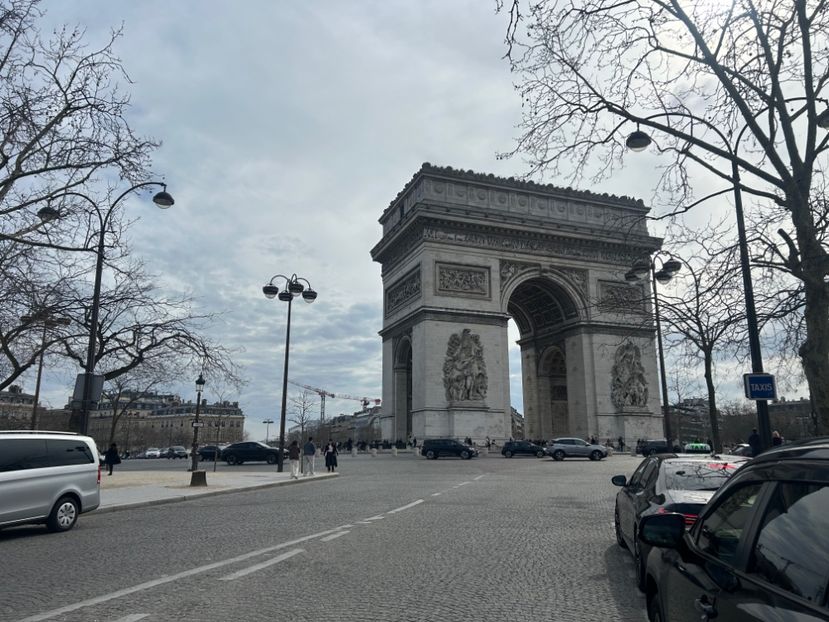  - Franta Paris 20025 03 08