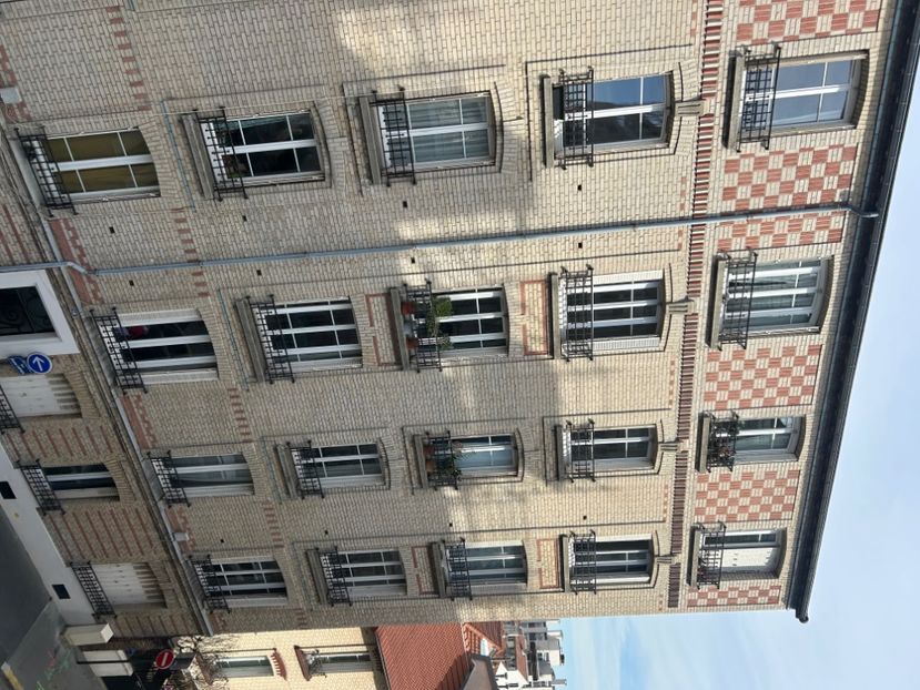  - Franta Paris 20025 03 08