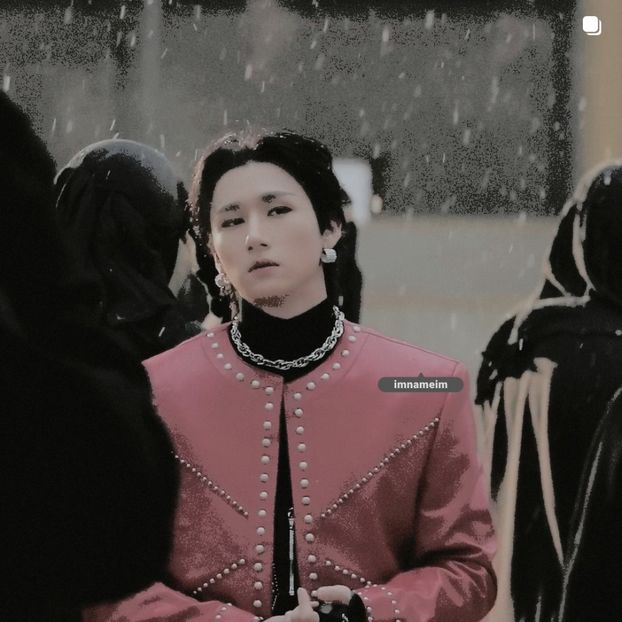 14.03.⠀⠀⠀ ✦ ꯭໋ 熱 t̟e̟n̟d̟e̟r̟♡uoᴉʇɔǝɟɟɐ. ̵ׄ ❵ - Mirrored Blind Playin