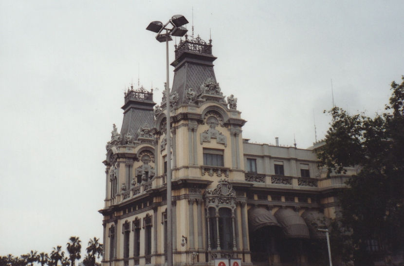 Clădirea istorică a portului - Barcelona