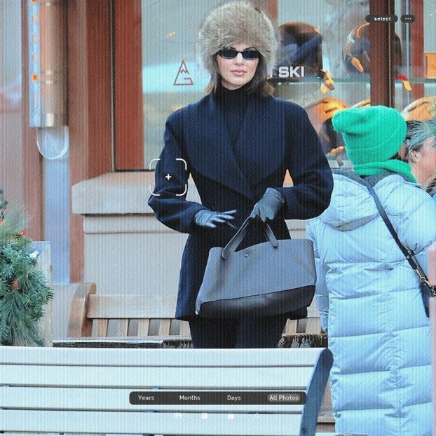 ،02.04 Ꜥℐẹṇṇẹṛ on ¹⁵ʝan in Aspen, CO; ⠀⠀out and about. - a universe of exploding stars