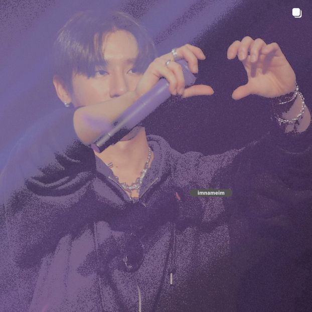 09.04.⠀⠀⠀ ✦ ꯭໋ 熱 t̟e̟n̟d̟e̟r̟♡uoᴉʇɔǝɟɟɐ. ̵ׄ ❵ - Mirrored Blind Playin
