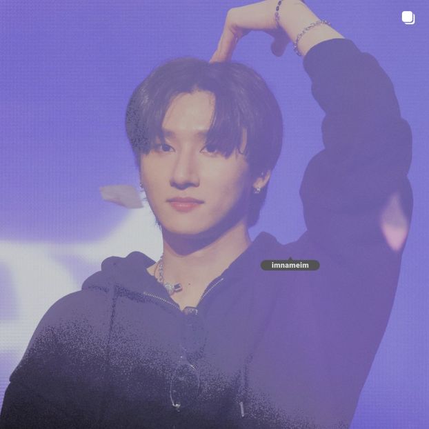 11.04.⠀⠀⠀ ✦ ꯭໋ 熱 t̟e̟n̟d̟e̟r̟♡uoᴉʇɔǝɟɟɐ. ̵ׄ ❵ - Mirrored Blind Playin