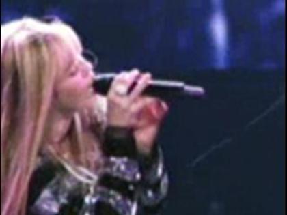 ZHOHZGDFVEFVXDYURGD - HANNAH MONTANA TOUR CONCERT 2006