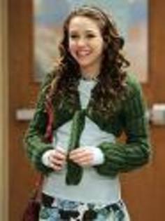 imagesCA0WWTP6 - mIlEy cYrUs