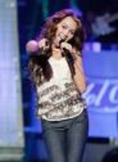 imagesCA7YAS85 - mIlEy cYrUs