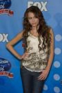 imagesCATXHCHQ - mIlEy cYrUs