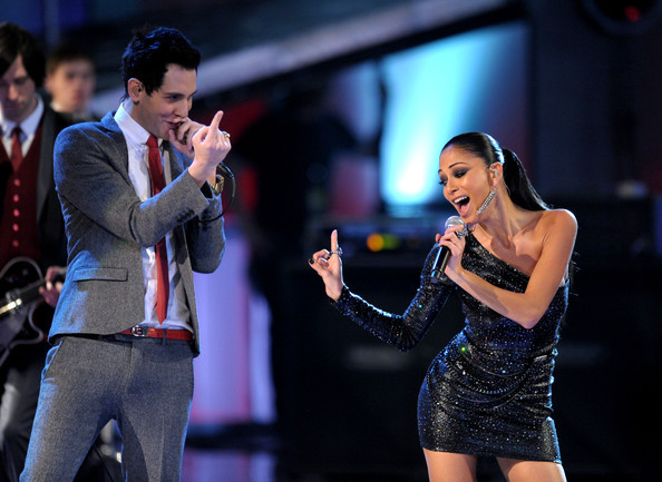 People+Choice+Awards+2010+Show+p0ZWsVfZqudl