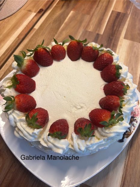  - Tort cu crema mascarpone si capauni