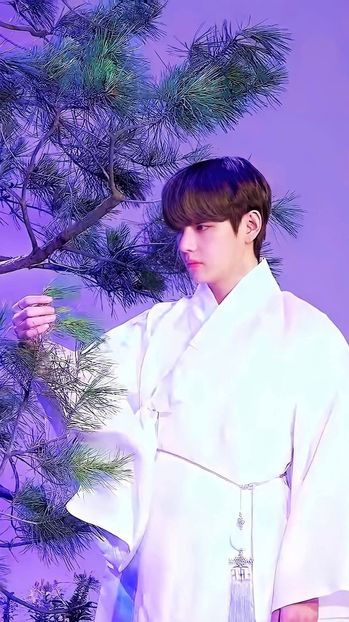  - - 7 - Hallo BTS !