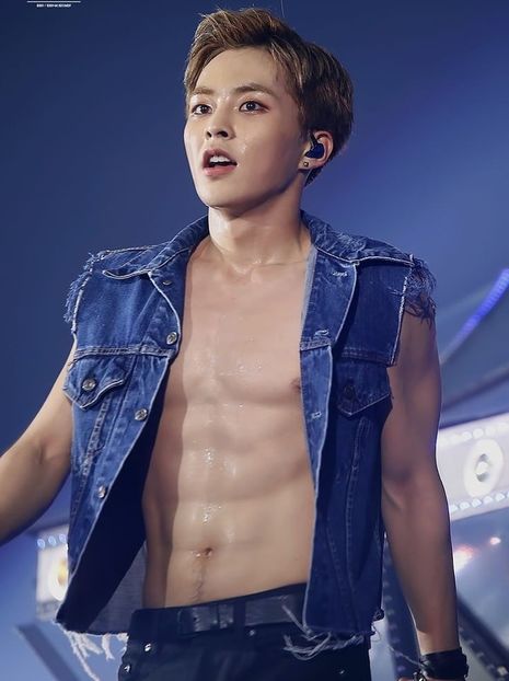 Xiumin (EXO) - Hottest Male KPOP IDOLS