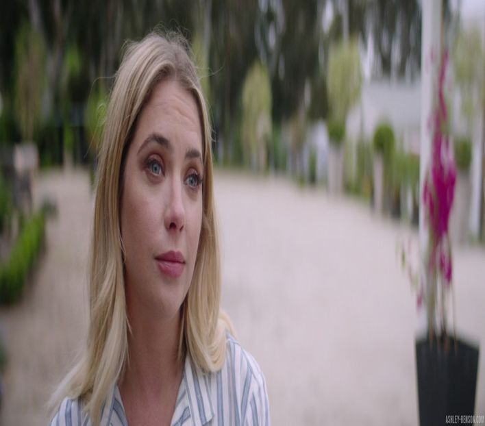 a „efortului meu creativ”. Cea mai bună glumă a lui până acum, fără îndoială. „Nu sunt dispusă - nothing as good as us ll eps02