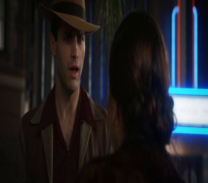 Dacă ar fi existat o cameră de filmat undeva în colțul încăperii, titlul scenei ar fi fost fără - come find me ll Alexanders room