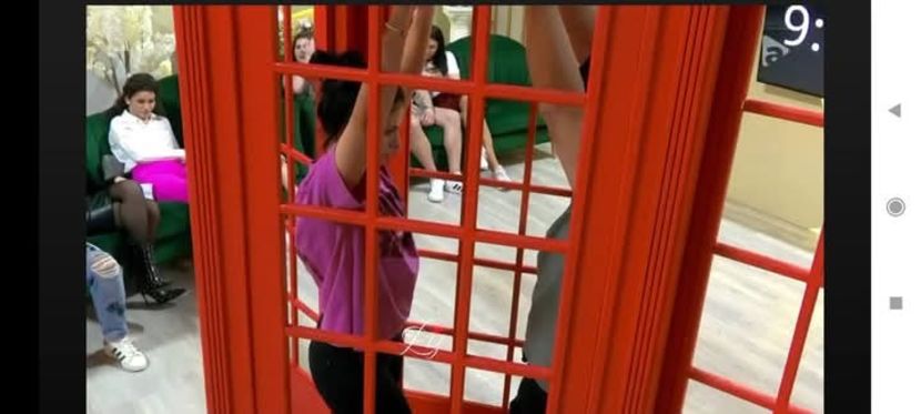  - Robert si Maria sunt finalistii taskului cabina telefonica sezonul 11 Mireasa