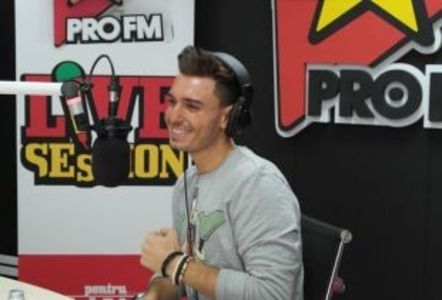 faza-zilei-nu-stie-o-boaba-din-limba-romana-dar-a-cantat-marie-si-marioara-asculta-l-pe-faydee-live- - Dany ProFM