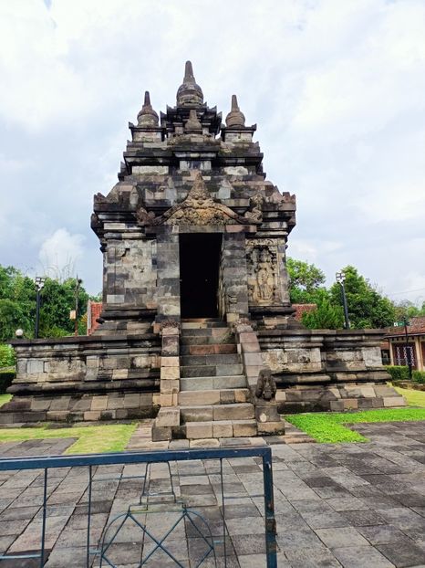 IMG20250520105531 - 2 Jogjakarta - Borobudur