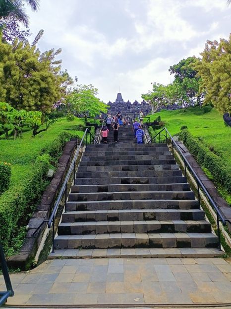 IMG20250520115129 - 2 Jogjakarta - Borobudur