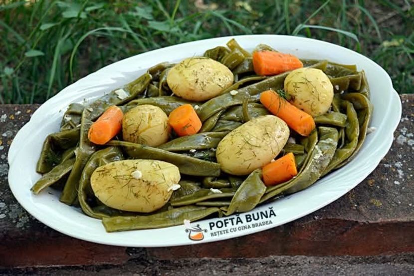  - Fasole pastai inabusita cu usturoi