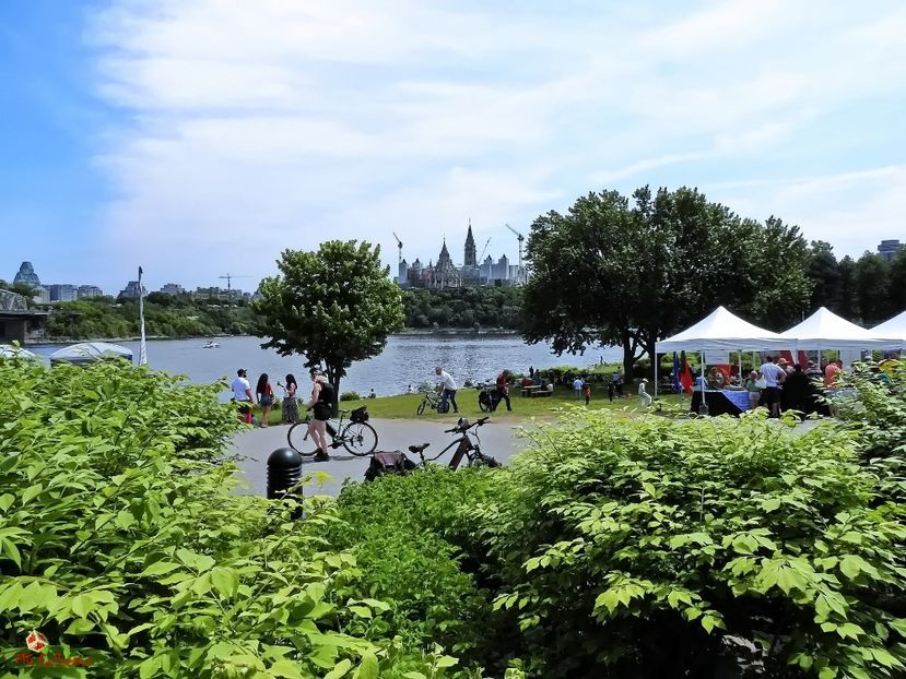 UE - Canadian fête-Enjoy the Nature 1 - I - PEOPLES - OAMENI