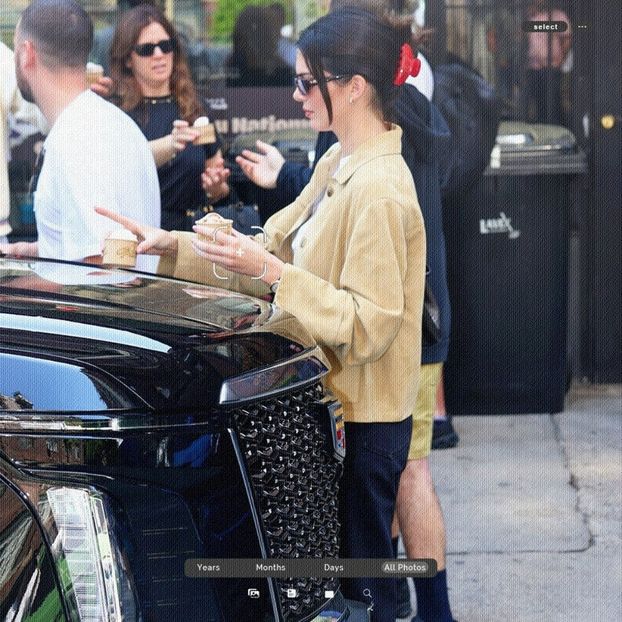 ،27.06 Ꜥℐẹṇṇẹṛ on ³ოay in New York, NY; out and about. - a universe of exploding stars