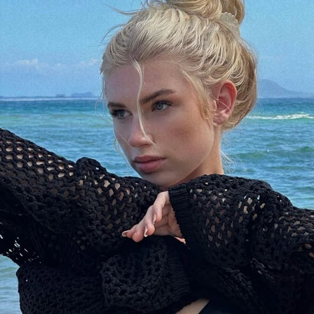 ،12ᵗʰʝul،　⋆☾ℳ̣ọọṇṿẹịḷ‧ silver ℓịg̣ḥṭ. - shut up and look at the moon