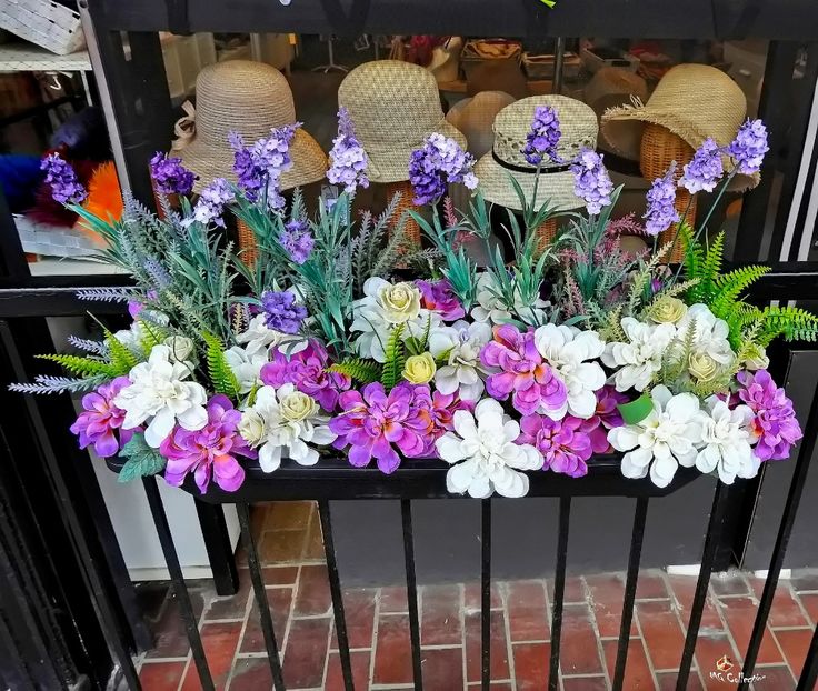 Flowers Deco in OTTAWA1 - E - FLOWERS - Flori