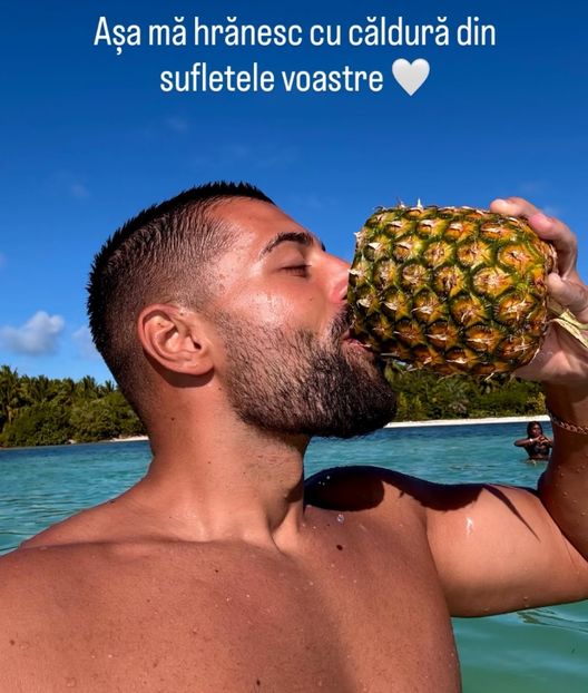  - ma simt cu capu n nori atunci cand va privesc - nominalizari