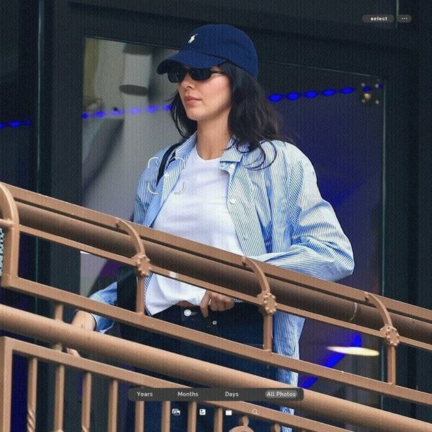 ،30.07 Ꜥℐẹṇṇẹṛ on ⁵ʝun in West Hollywood, CA; leaving Sushi Park Restaurant. - a universe of exploding stars