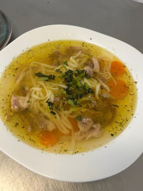 Supa de pui cu taietei - Meniul zilei - ce mai gatim azi - idei de retete