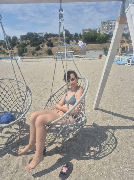 36403492-0673-4c72-b6b7-6d23fe37bd57 - veronica vacanta