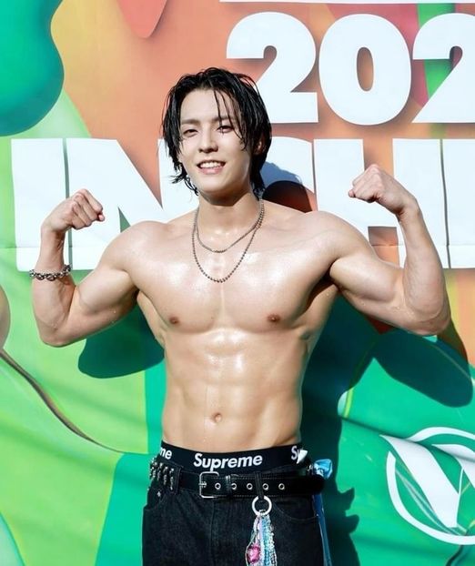 Lee Min-hyuk (BtoB) - Hottest Male KPOP IDOLS