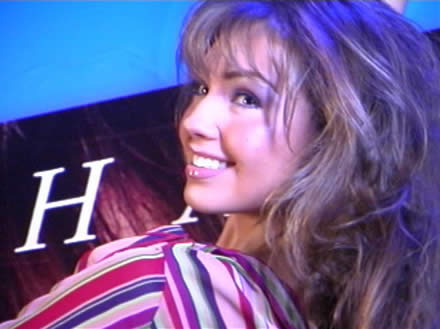 F135062_25_440 - Thalia