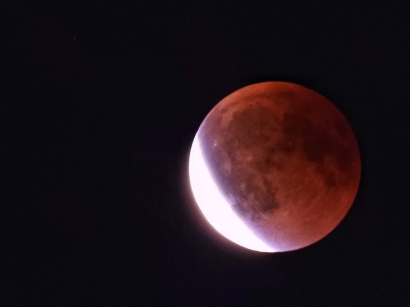  - 7 septembrie 2025 - eclipsa totala de luna