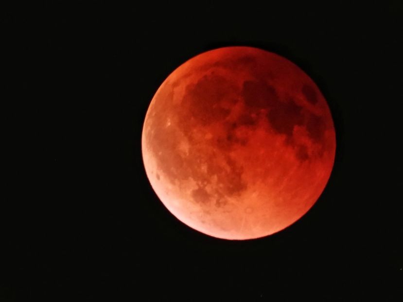 - 7 septembrie 2025 - eclipsa totala de luna